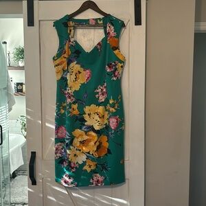 Flower multicolor dress. Size XL.